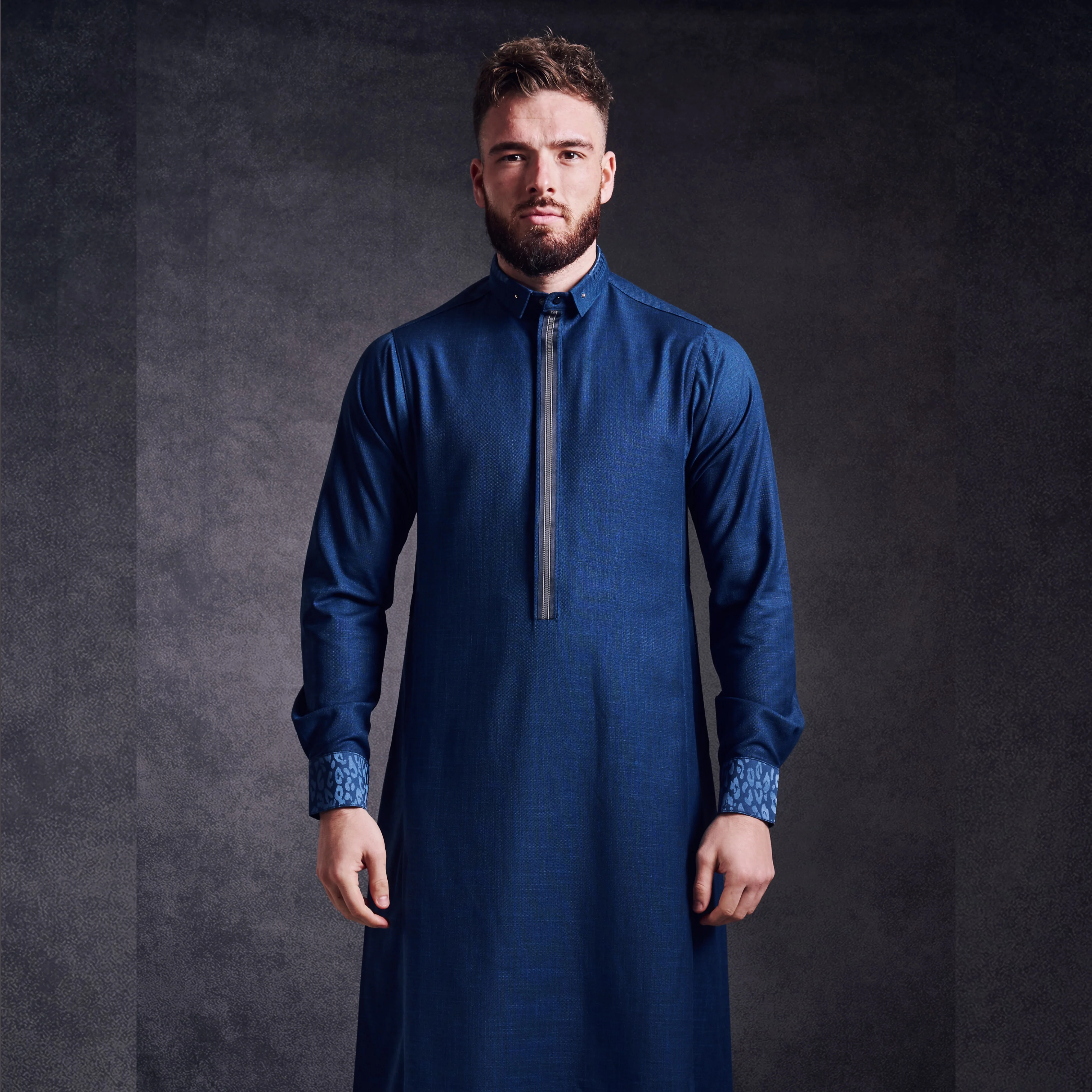 Luxury Navy Blue Thobe & Jubba with Double-Folded Cuffs – Al Ameer - Image 3
