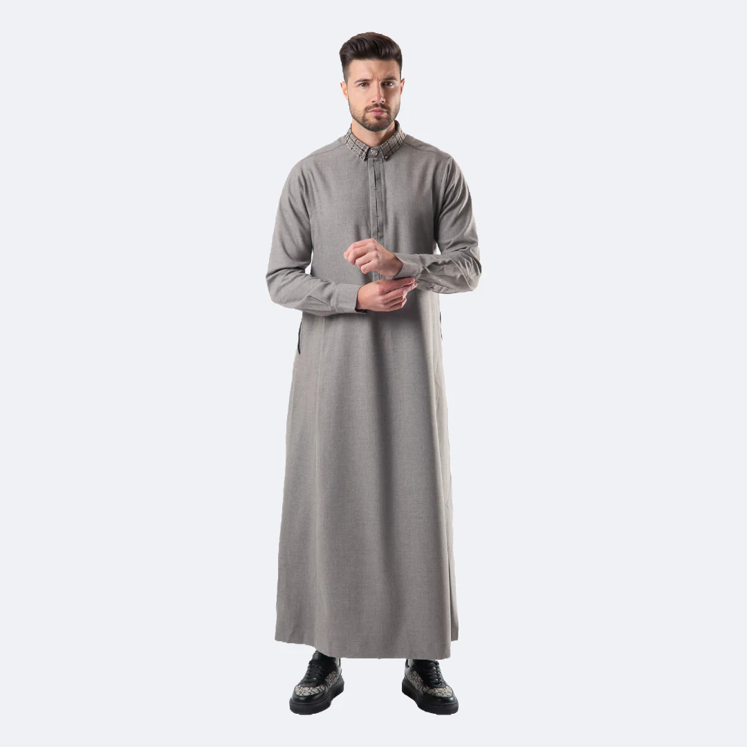 Luxury Grey Thobe & Jubba – Al Ameer - Image 2