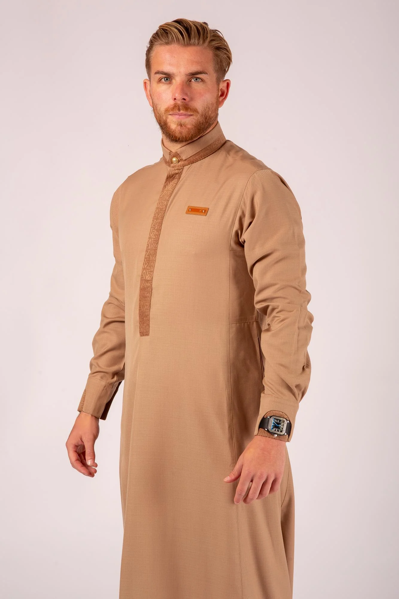 Luxury Caramel Thobe & Jubba – Al Ameer