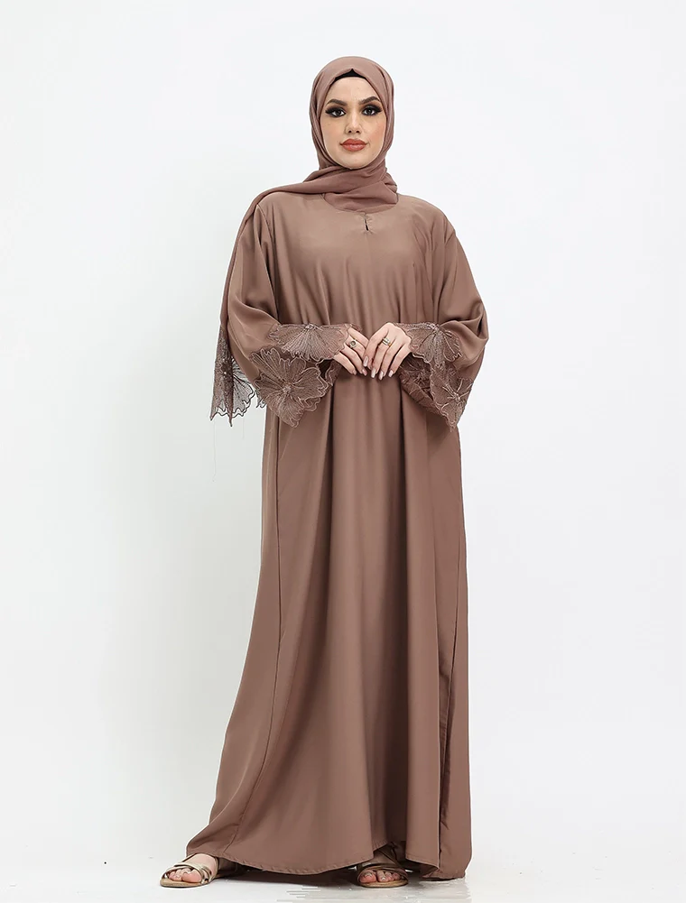 Elegant Floral Sleeved Abaya (ZA521)