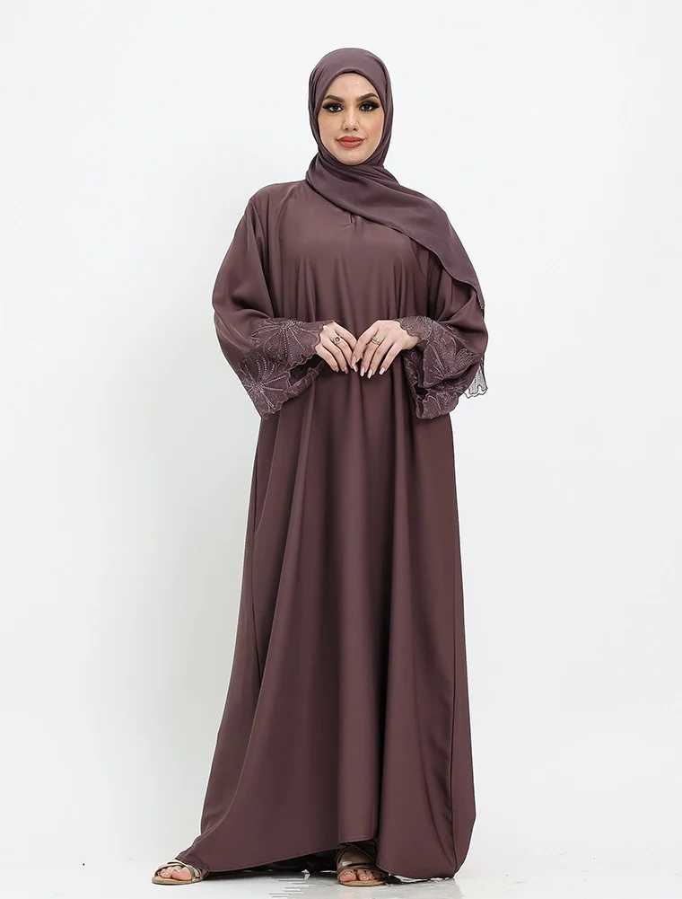 Elegant Floral Sleeved Abaya (ZA521) - Image 2