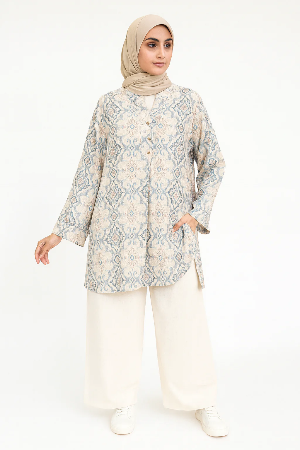 Nura Shirt Dress with Pants One Size - Image 2